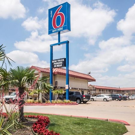 Motel 6-Mesquite, TX - Rodeo - Convention Ctr Esterno foto